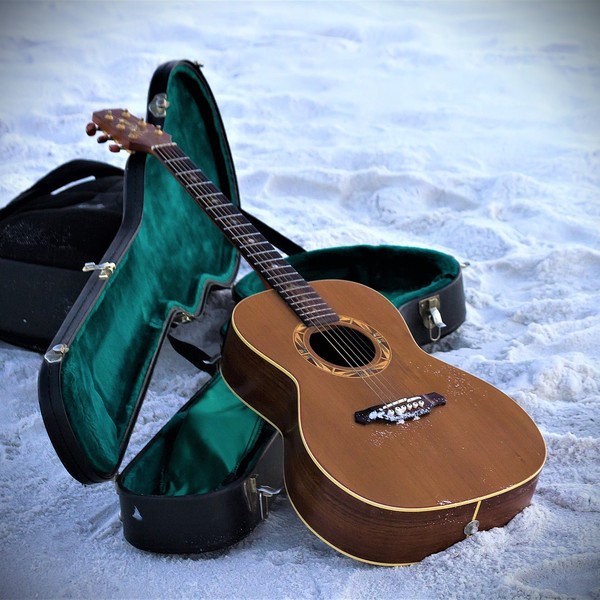 String instruments 1058425