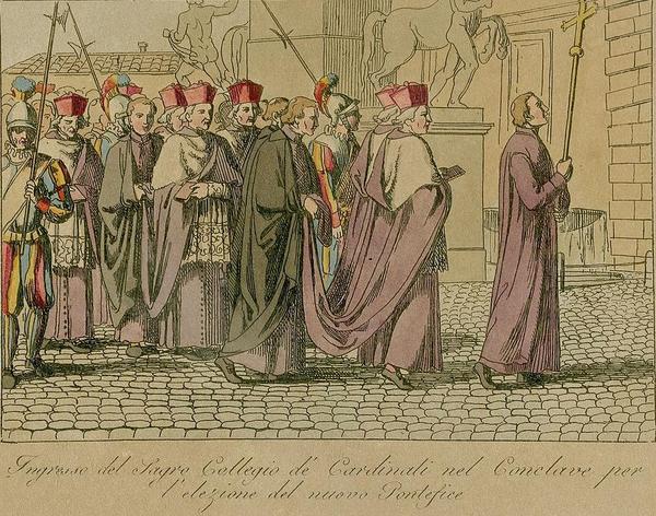Ingresso dei cardinali nel conclave allestito nel palazzo del quirinale